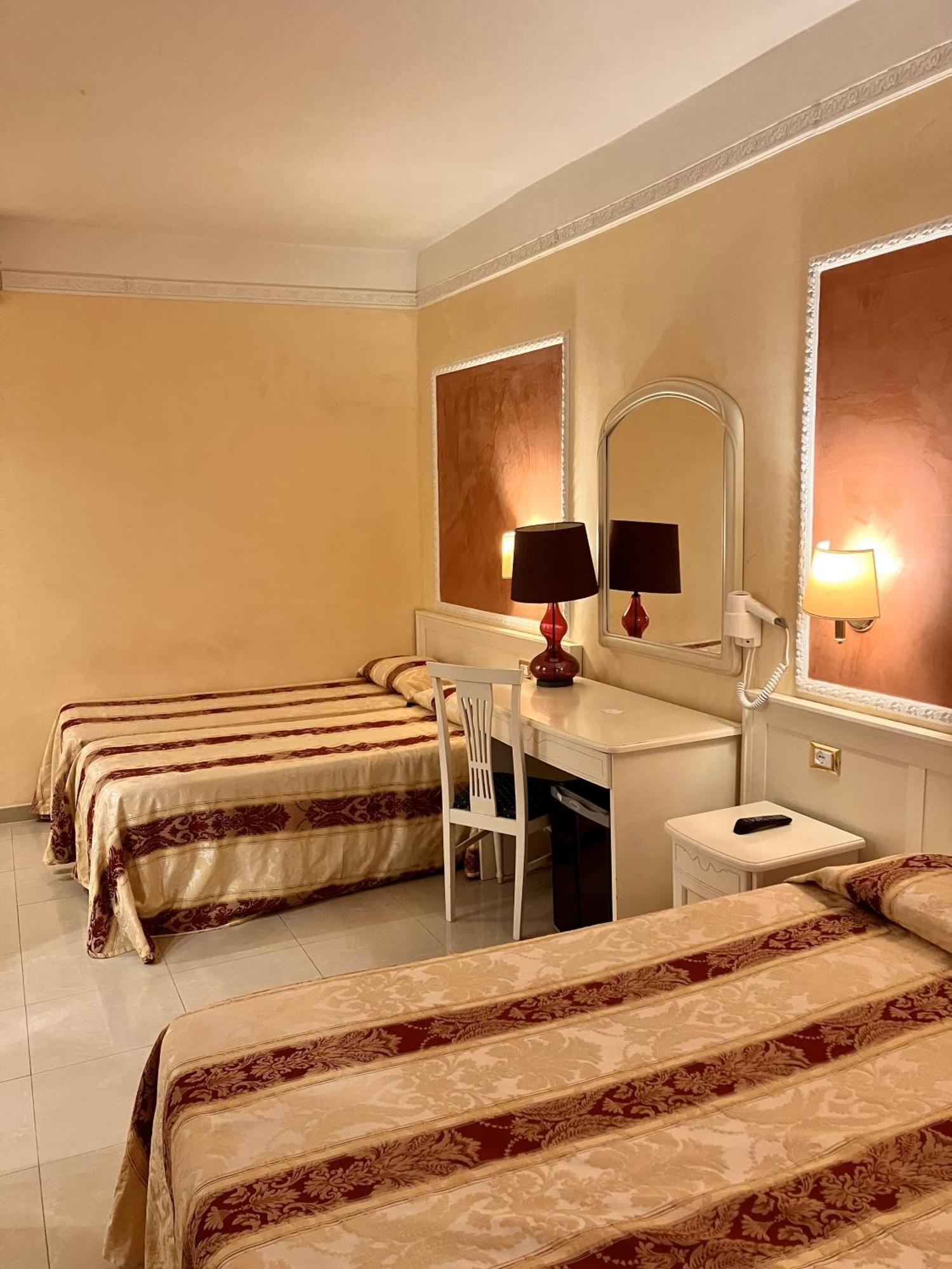 Hotel Erdarelli Roma